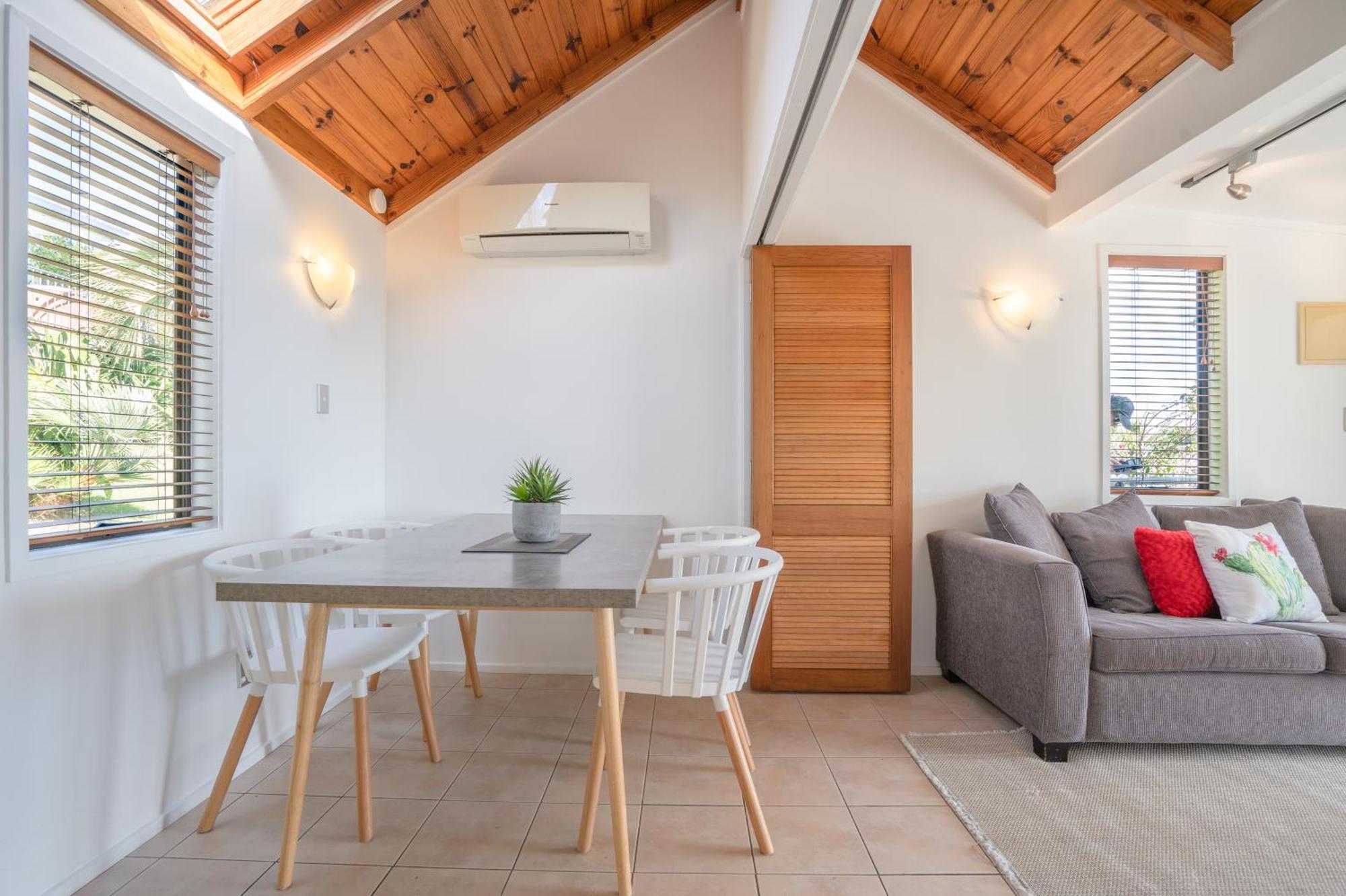 Palm Beach Cottage With Private Spa Pool Екстер'єр фото